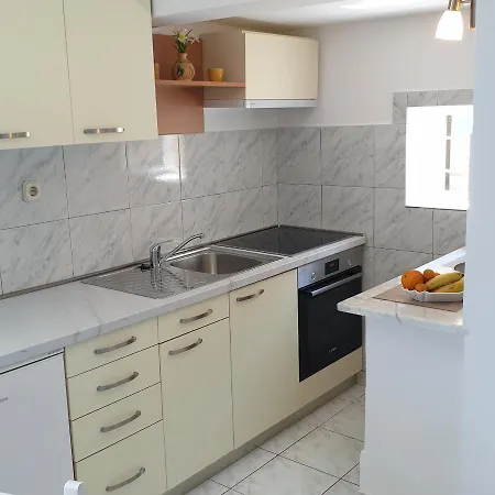 Aparthotel Marina Primošten