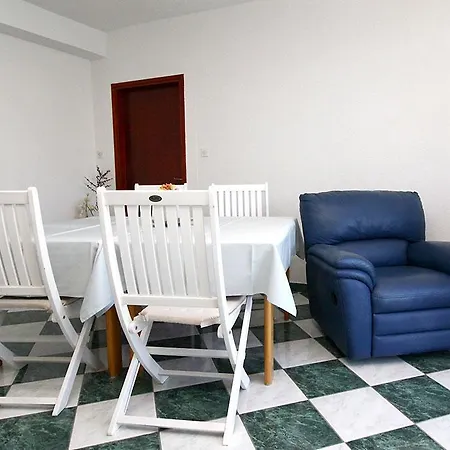 Aparthotel Marina 3*