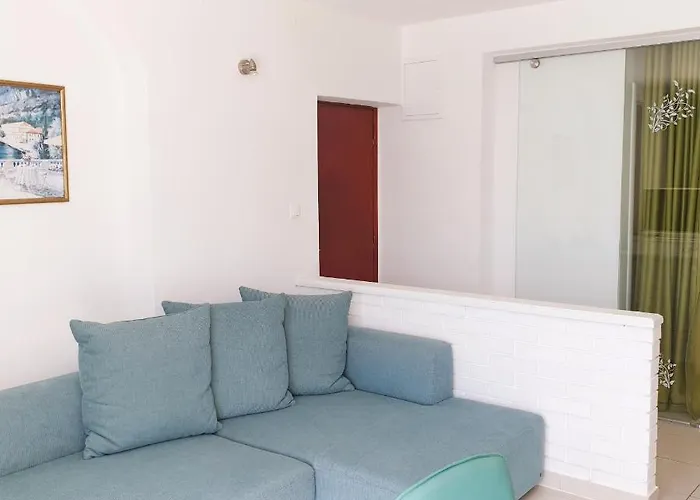 Aparthotel Marina 3*